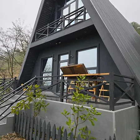 Black Ice A-Frame Qusar Exterior photo